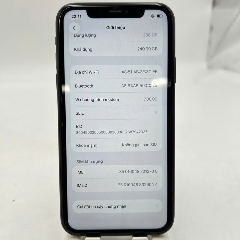 iPhone 11 256GB Đen 98% pin 100% ĐBH Máy đã trả hết tiền mạng dùng như Quốc tế Apple (Đã thay pin, đốm 1x, sứt viền, viền cam xước) - HH2708