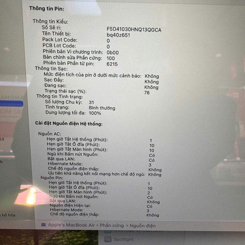 Macbook Air 2022 13.6in Trắng Apple M2/ RAM 8GB/ SSD 256GB 99% Sạc 32 lần BPTN