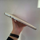 Macbook Air 2022 13.6in Trắng Apple M2/ RAM 8GB/ SSD 256GB 99% Sạc 32 lần BPTN