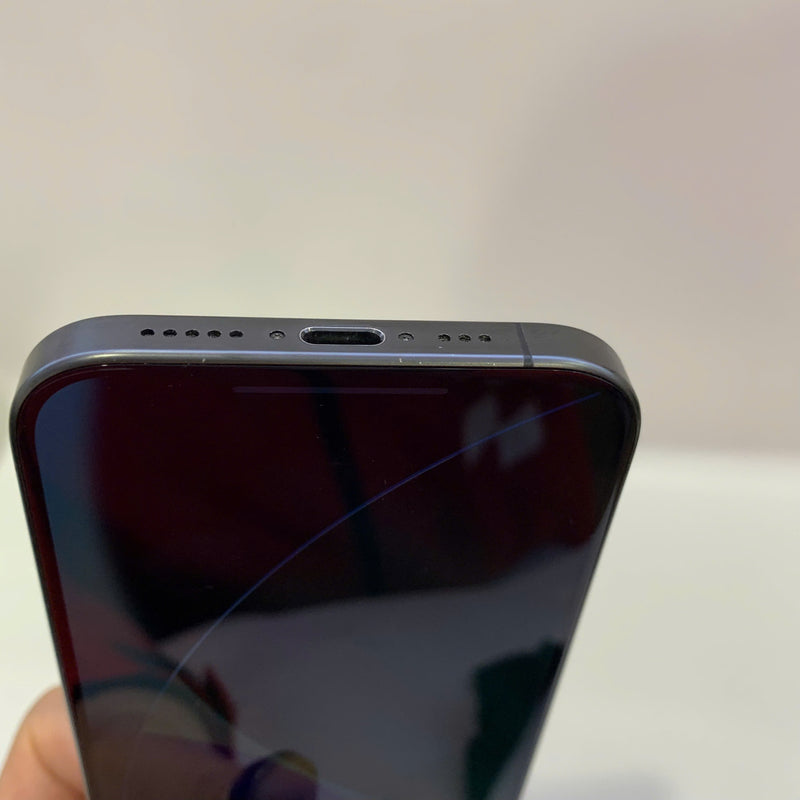 iPhone 15 Pro 128GB Đen 98% pin 100% Quốc Tế Apple (ám mặt lưng,xước sơn viền,ĐTP) - HH3204