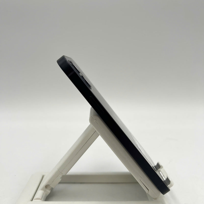 iPhone 12 64GB Đen 98% pin 96% Máy đã trả hết tiền mạng dùng như Quốc tế Apple (ám viền) - HH3592