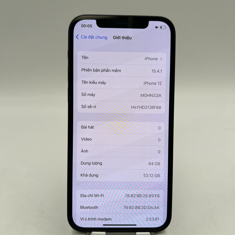 iPhone 12 64GB Đen 98% pin 93% Máy đã trả hết tiền mạng dùng như Quốc tế Apple (xước viền, xước viền cam) - HH4518