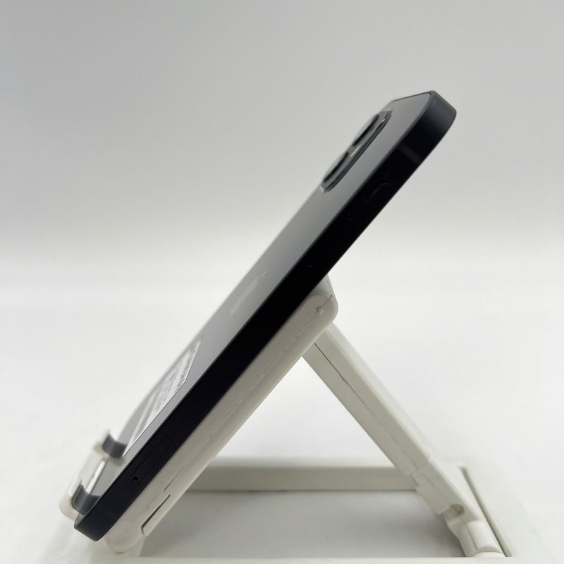 iPhone 12 64GB Đen 98% pin 93% Máy đã trả hết tiền mạng dùng như Quốc tế Apple (xước viền, xước viền cam) - HH4518