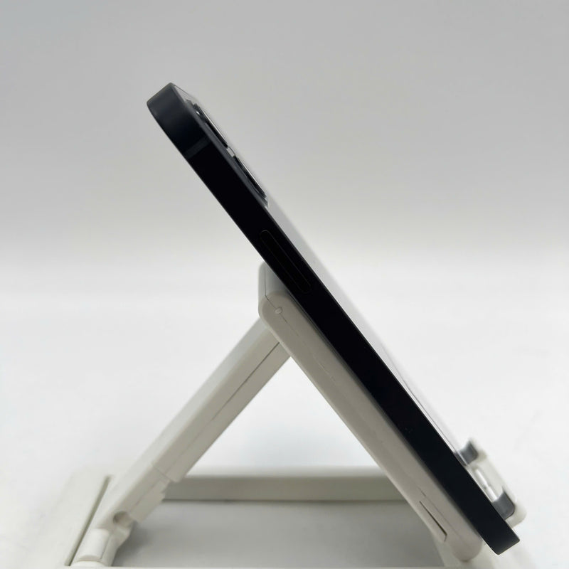 iPhone 12 64GB Đen 98% pin 88% Máy đã trả hết tiền mạng dùng như Quốc tế Apple - HH8076