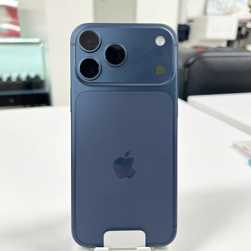 iPhone 17 Pro Max 512GB Xanh Dương 100% FullBox Quốc tế từ RKT (Không dùng sim RKT) - HH0322