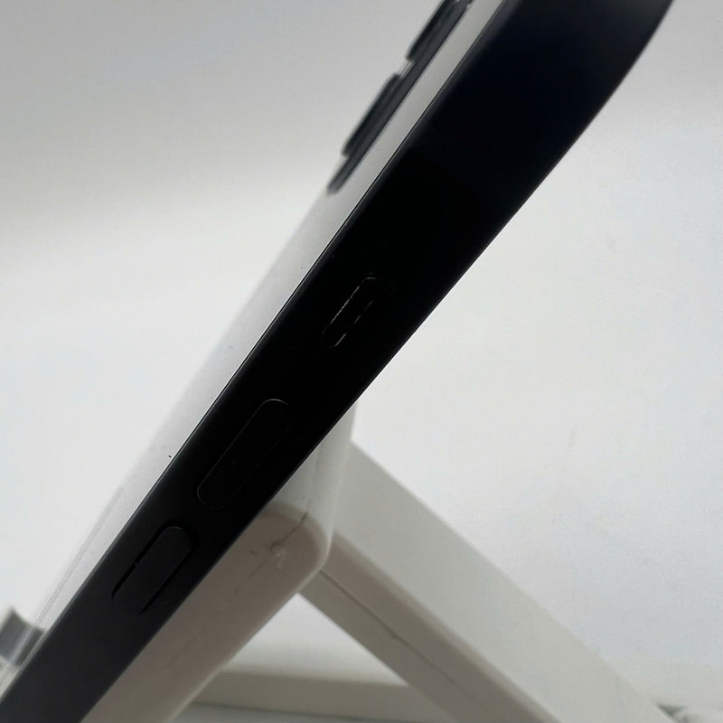 iPhone 12 256GB Đen 98% pin 100% Máy đã trả hết tiền mạng dùng như Quốc tế Apple (Đã thay pin, màn xước, viền xước, viền cam xước) - HH2216