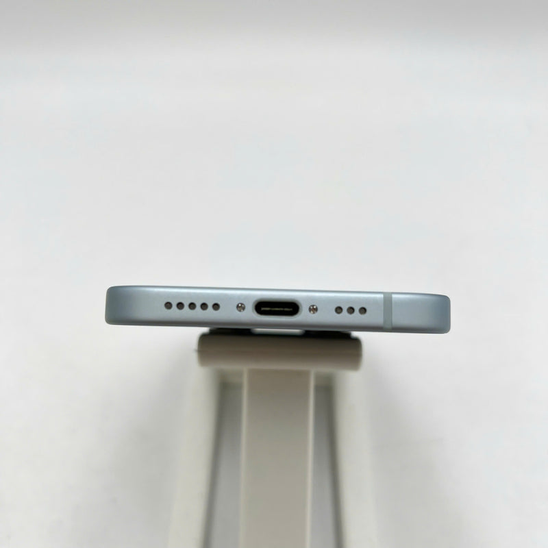 iPhone 15 256GB Xanh Dương 98% pin 100% Quốc tế từ SB (Không dùng sim SB - Đã thay pin, xước viền, viền cam xước) - HH5592