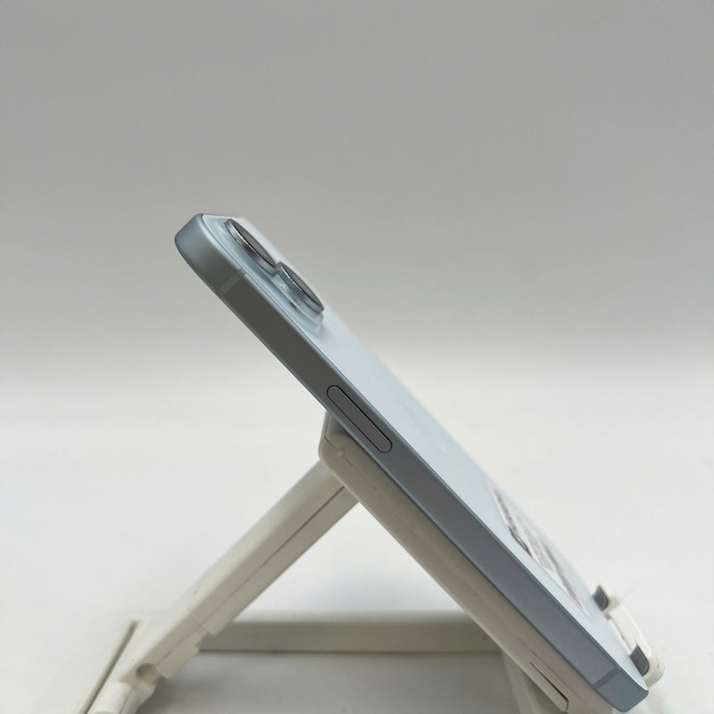 iPhone 15 256GB Xanh Dương 98% pin 100% Quốc tế từ SB (Không dùng sim SB - Đã thay pin, xước viền, viền cam xước) - HH5592