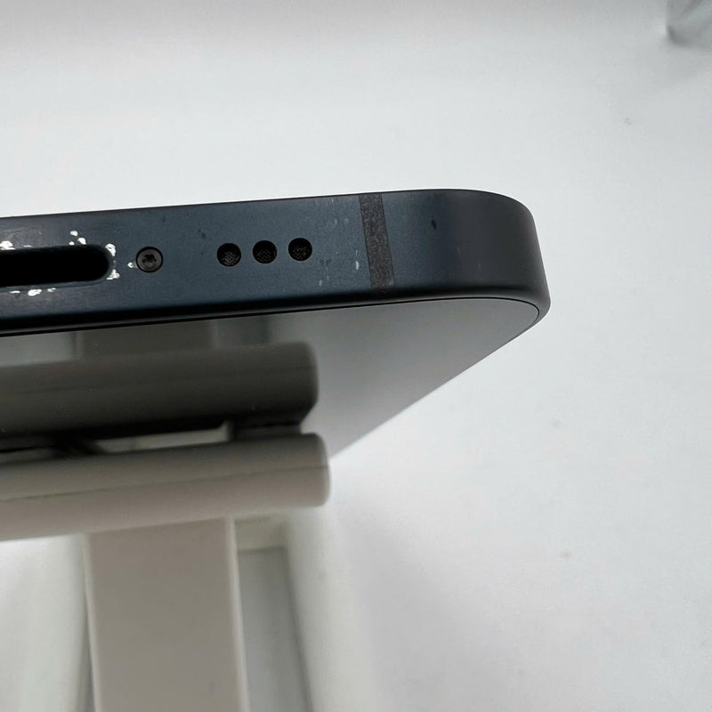 iPhone 13 128GB Đen 98% pin 100% Máy đã trả hết tiền mạng dùng như Quốc tế Apple (xước viền,ám viền,xước viền cam,ĐTP) - HH3490