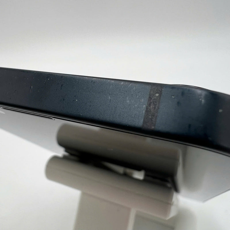 iPhone 13 128GB Đen 98% pin 100% Máy đã trả hết tiền mạng dùng như Quốc tế Apple (xước viền,ám viền,xước viền cam,ĐTP) - HH3490