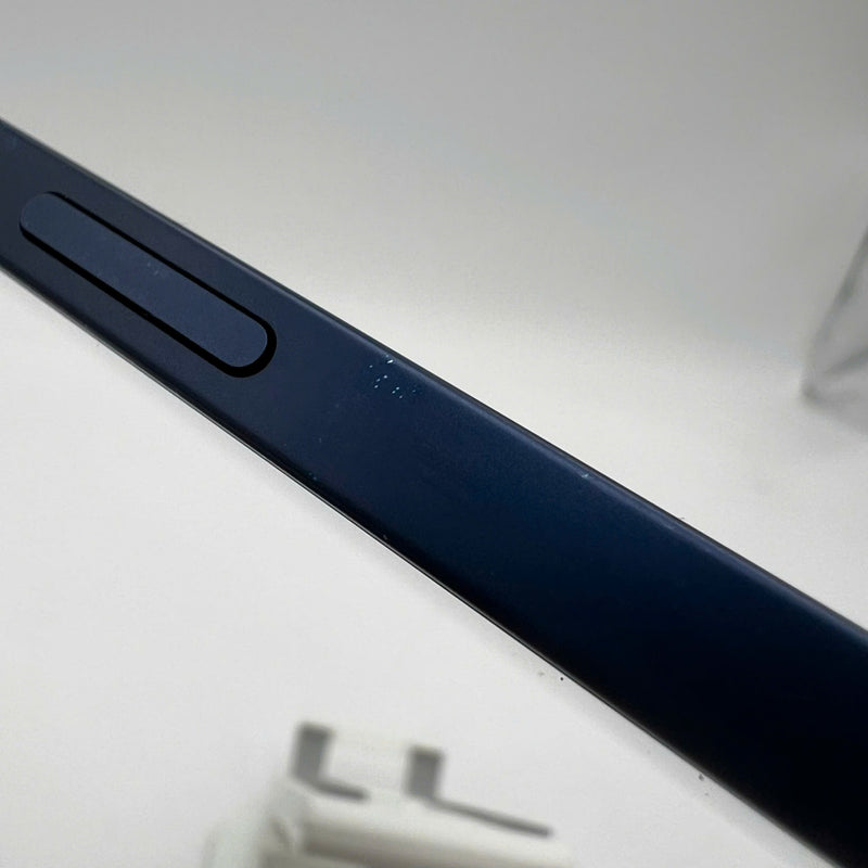 iPhone 12 128GB Xanh Dương 98% pin 100% Máy đã trả hết tiền mạng dùng như Quốc tế Apple (màn xước,viền xước,ĐTP) - HH7962