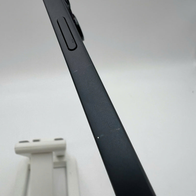 iPhone 14 256GB Đen 98% pin 100% Quốc tế từ AU (Không dùng sim AU - Đã thay pin, xước viền, xước phần cam) - HH7828