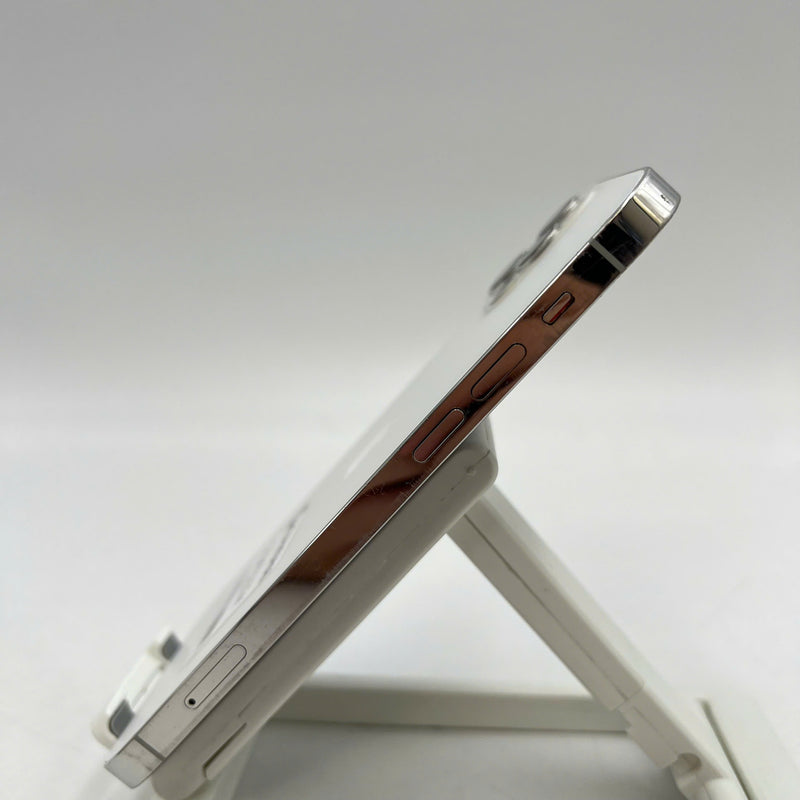 iPhone 12 Pro 128GB Trắng 98% pin 100% Máy đã trả hết tiền mạng dùng như Quốc tế Apple (Đã thay pin, xước viền) - HH0153