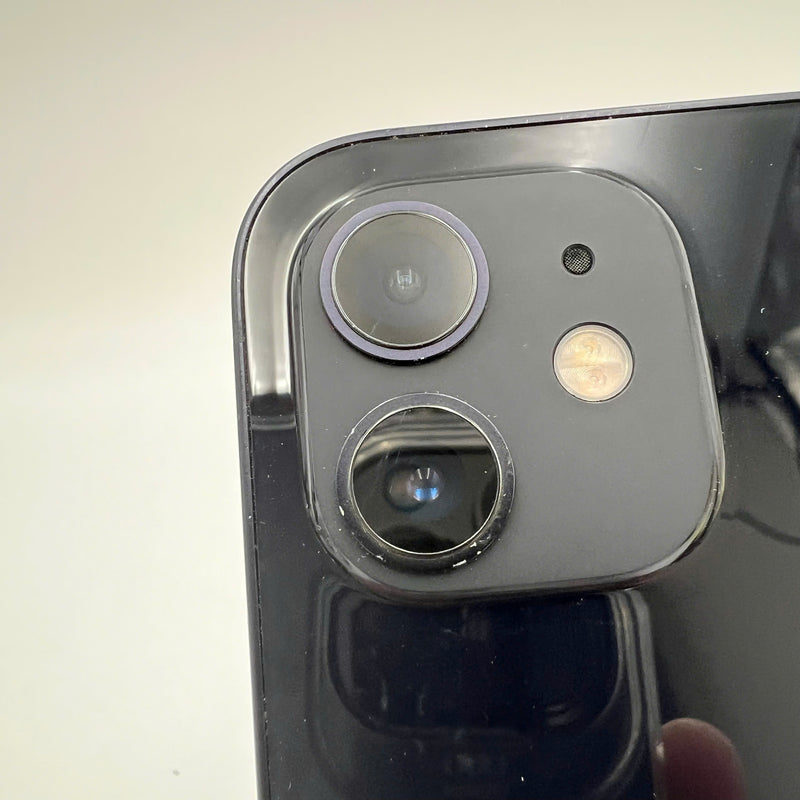 iPhone 12 64GB Đen 98% pin 100% Máy đã trả hết tiền mạng dùng như Quốc tế Apple (Đã thay pin, xước viền, xước viền cam) - HH8369