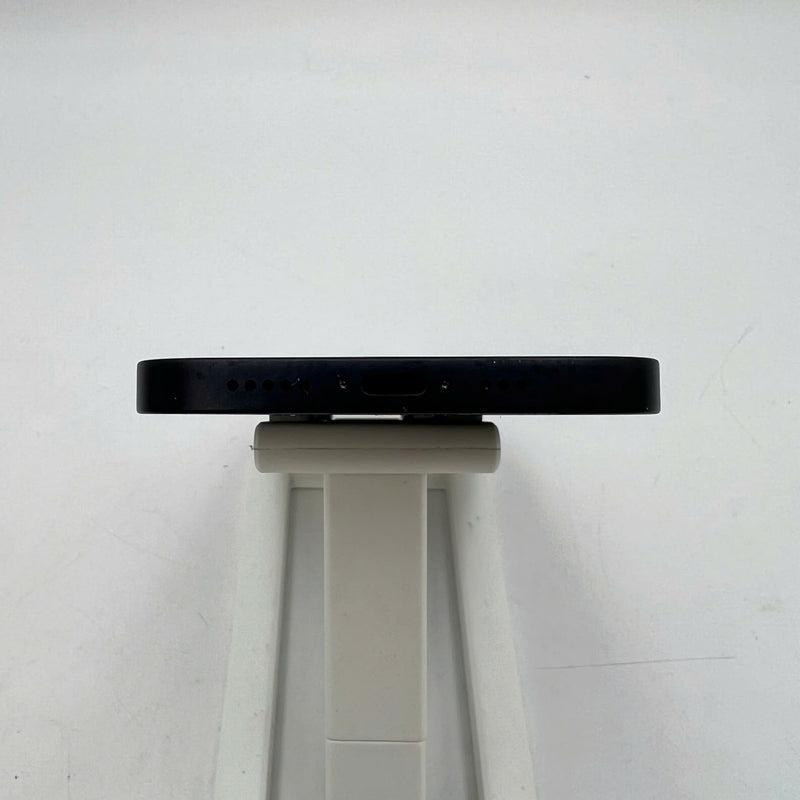 iPhone 12 64GB Đen 98% pin 100% Máy đã trả hết tiền mạng dùng như Quốc tế Apple (Đã thay pin, xước viền, xước viền cam) - HH8369