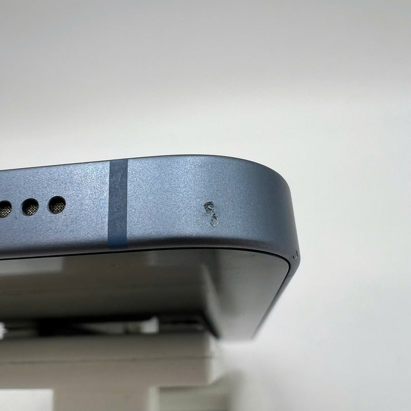 iPhone 14 128GB Xanh Dương 98% pin 100% Quốc tế Apple (Đã thay pin, viền cam xước, viền xước) - HH2135