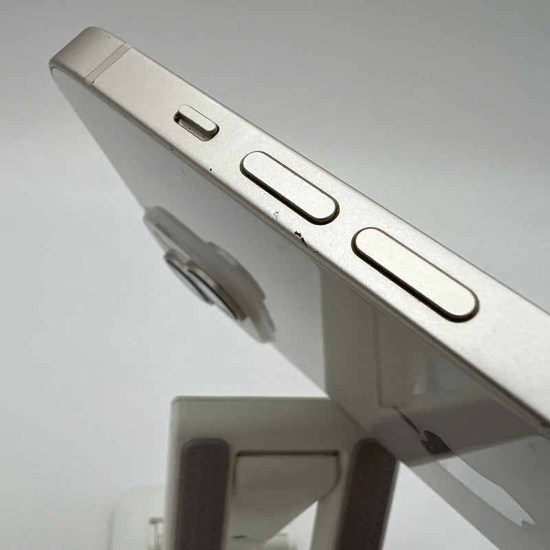 iPhone 14 256GB Trắng 98% pin 100% Quốc tế từ AU (Không dùng sim AU - Đã thay pin, màn viền xước, xước viền cam) - HH5659