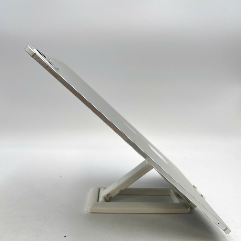 iPad Pro 2024 M4 13in 256GB Bạc 5G + Wifi 99% pin 100% từ SB (sạc 46 lần)