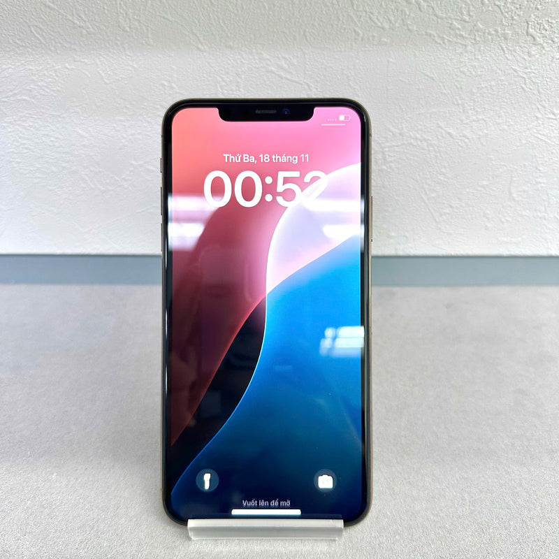 iPhone 11 Pro Max 256GB Vàng 98% pin 100% Quốc tế Apple (Đã thay pin, đốm 1x, xước mặt) - HH7079