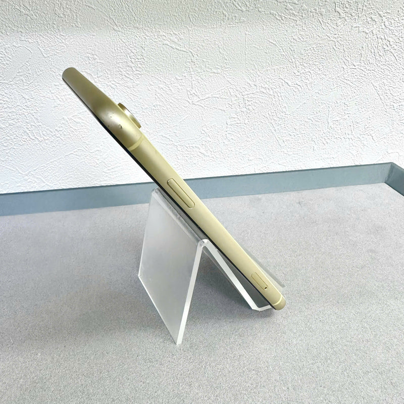 iPhone Xr 64GB Vàng 98% pin 88% Quốc tế Apple (xước viền) - HH1817