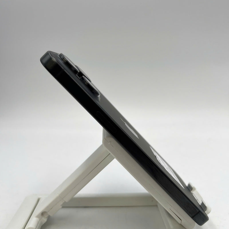 iPhone 15 Pro Max 256GB Đen 98% pin 85% Quốc tế từ SB (Không dùng sim SB) - HH1964