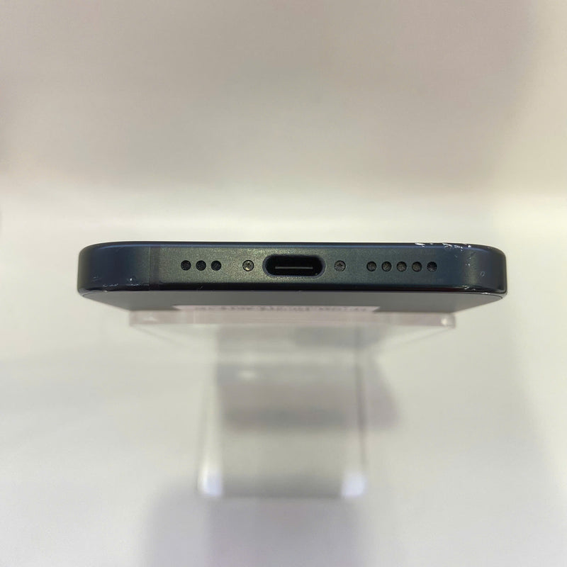 iPhone 15 128GB Đen 97% pin 86% Quốc tế từ SB (Không dùng sim SB - xước viền và màn) - HH2832