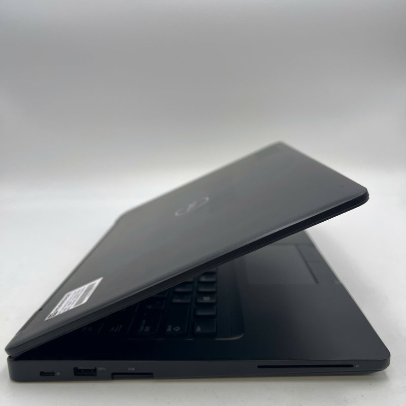 Dell Latitude 5490 13.3in i5-7300U/ RAM 8GB/ SSD 128GB BPTN Likenew (Có đốm trắng màn - Đã thay pin mới)