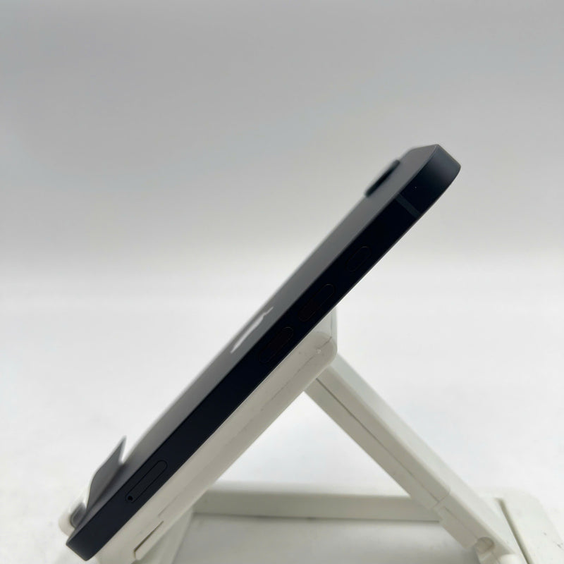 iPhone 16e 128GB Đen 100% DBH Quốc tế từ SB (Không dùng sim SB)