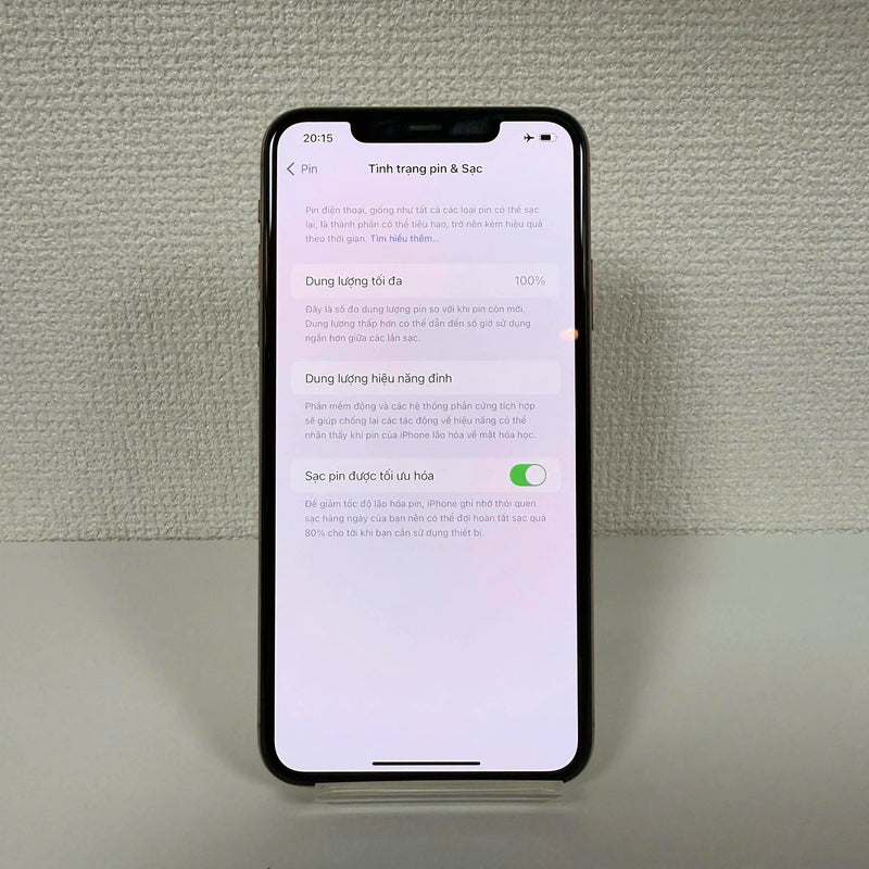 iPhone 11 Pro Max 64GB Vàng 98% pin 100% Máy đã trả hết tiền mạng dùng như Quốc tế Apple (Đã thay pin, đốm 1x) - HH6048