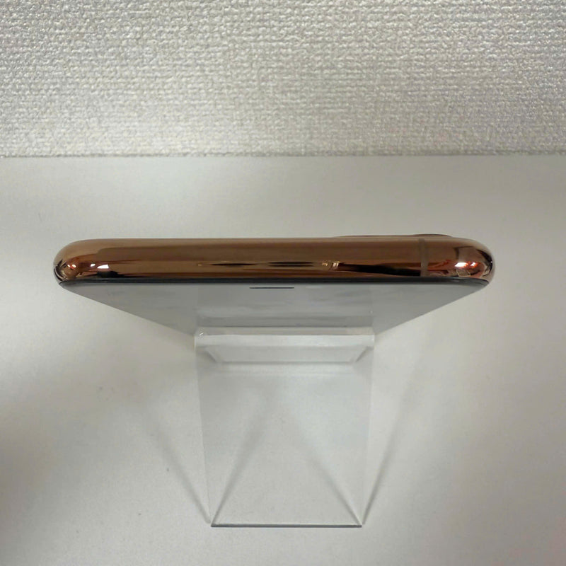 iPhone 11 Pro Max 64GB Vàng 98% pin 100% Máy đã trả hết tiền mạng dùng như Quốc tế Apple (Đã thay pin, đốm 1x) - HH6048