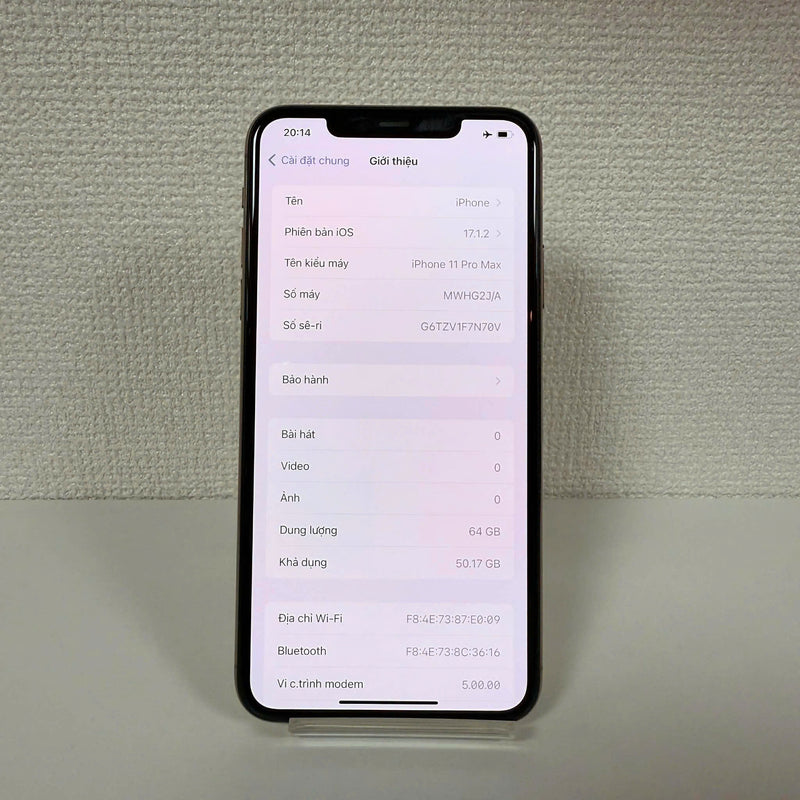 iPhone 11 Pro Max 64GB Vàng 98% pin 100% Máy đã trả hết tiền mạng dùng như Quốc tế Apple (Đã thay pin, đốm 1x) - HH6048