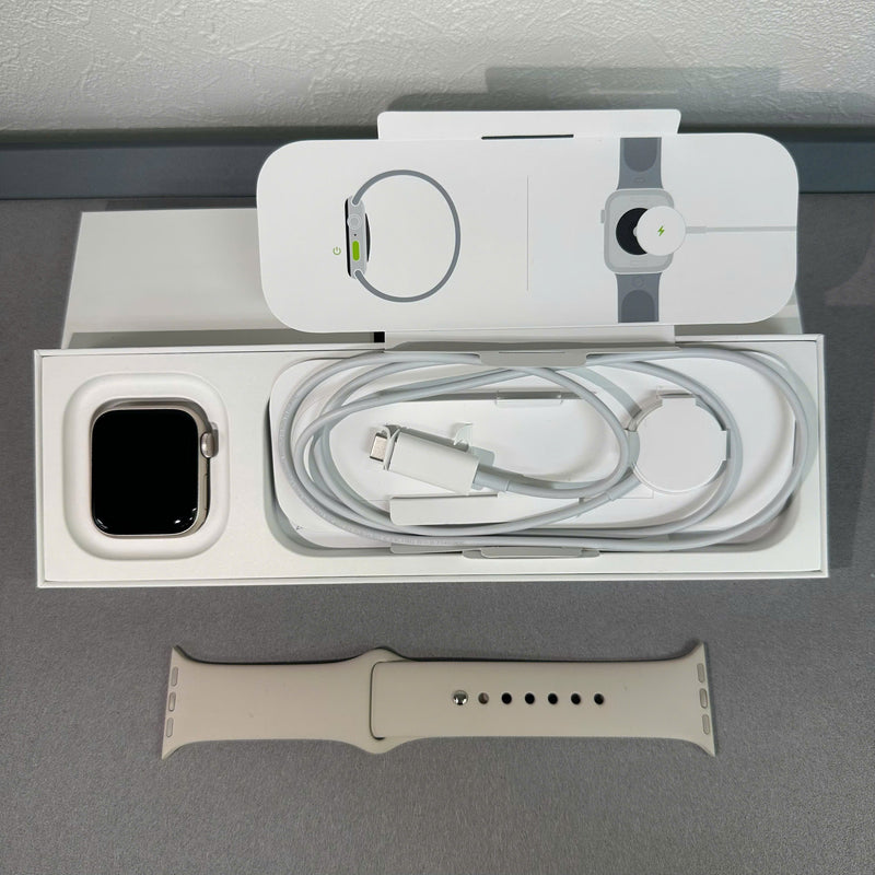 Apple Watch SE 2 40mm GPS Starlight Aluminum Case/Starlight Sport Band 98%