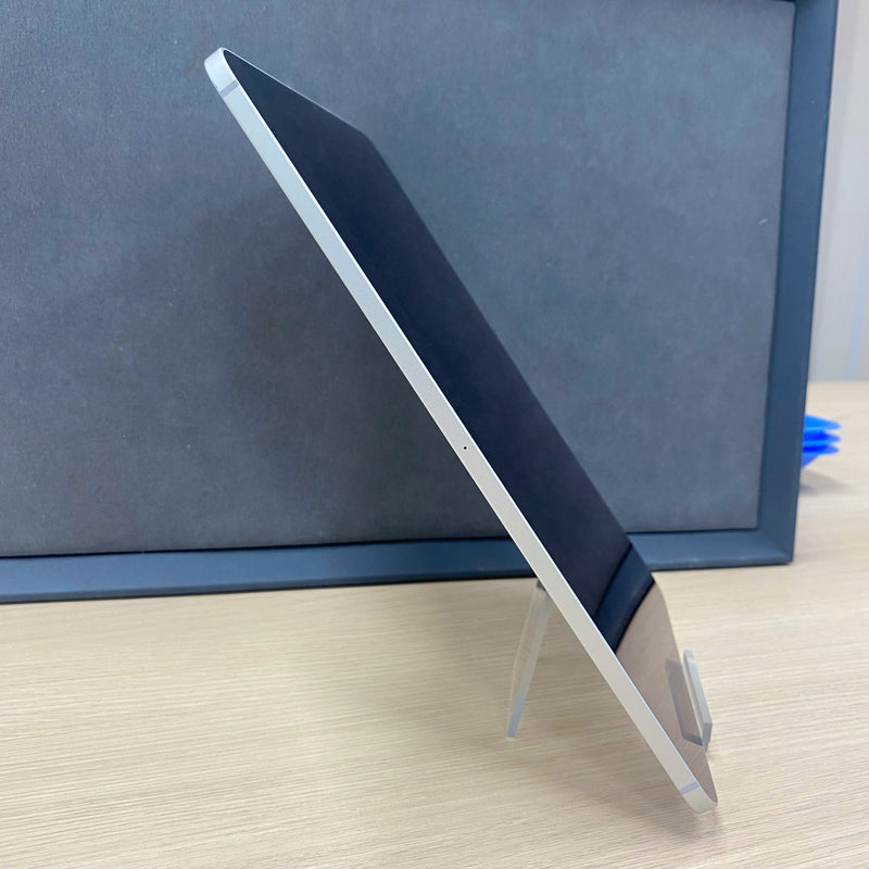 iPad Pro 2021 11in 128GB Bạc 5G + Wifi 98% pin 92% Từ SB (xước màn) - HH3204