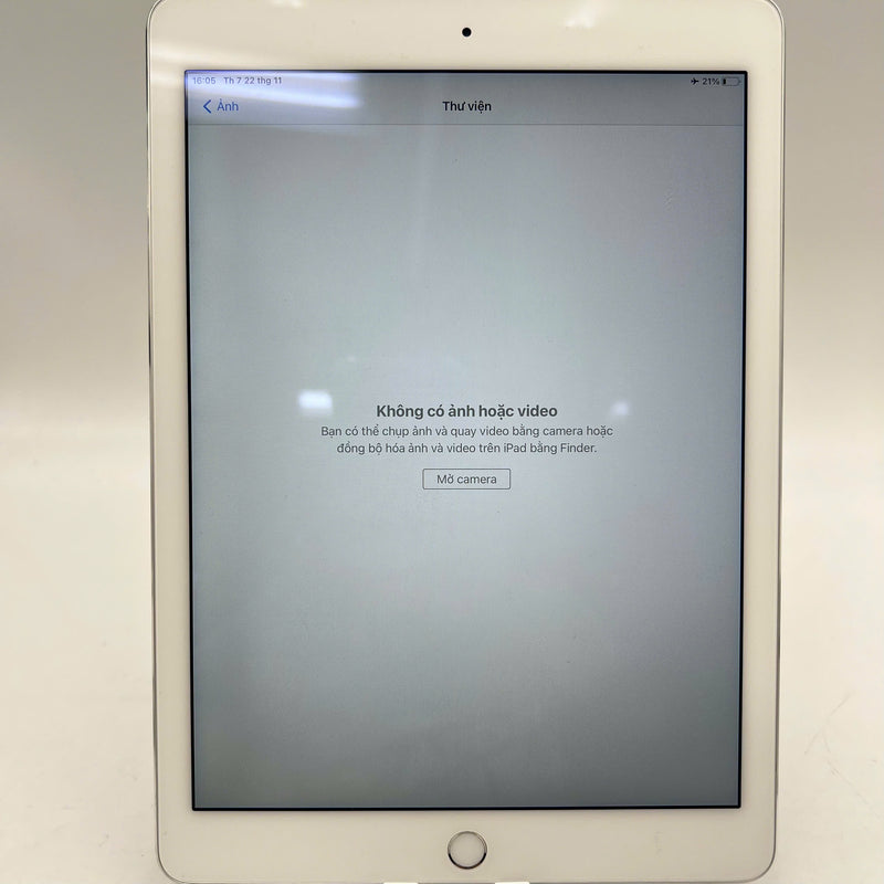 Ipad Air 2 9.7" 32GB Silver Wifi 98% pin từ 95% (màn ám sáng, đốm trắng, vòng tròn cam sau)