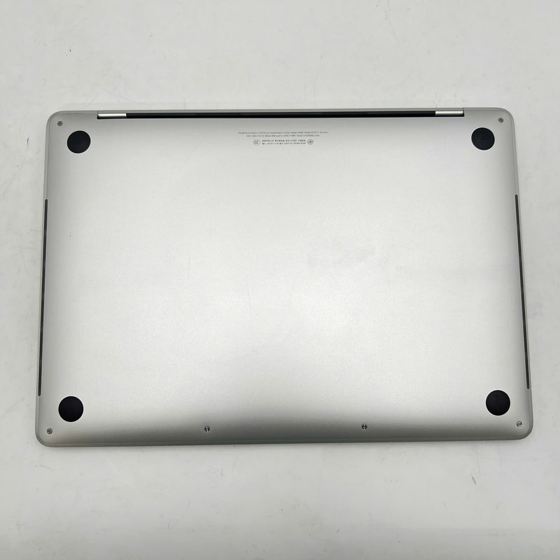 Macbook Pro 2019 13.3in Bạc Intel Core i7/ RAM 16GB/ SSD 512GB 98% Sạc 160 lần BPTA (nút Fn, control hơi cứng, xước vỏ)