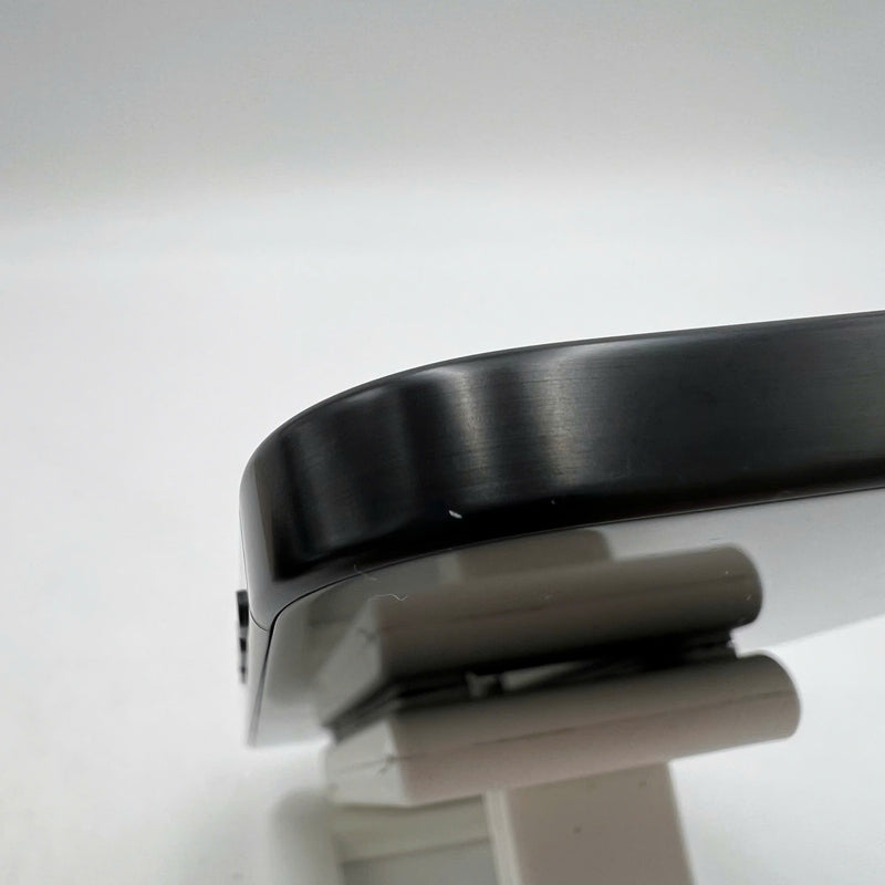 iPhone 16 Pro Max 256GB Đen 98% pin 98% Quốc Tế Apple (màn xước,viền xước,viền cam xước,KH/A máy Hàn) - HH8926