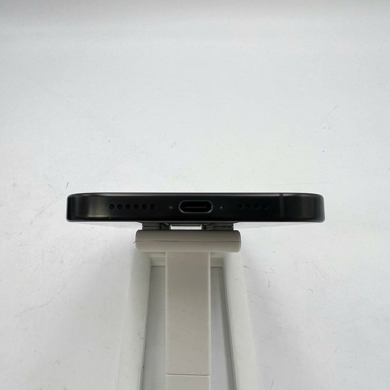 iPhone 16 Pro Max 256GB Đen 98% pin 98% Quốc Tế Apple (màn xước,viền xước,viền cam xước,KH/A máy Hàn) - HH8926