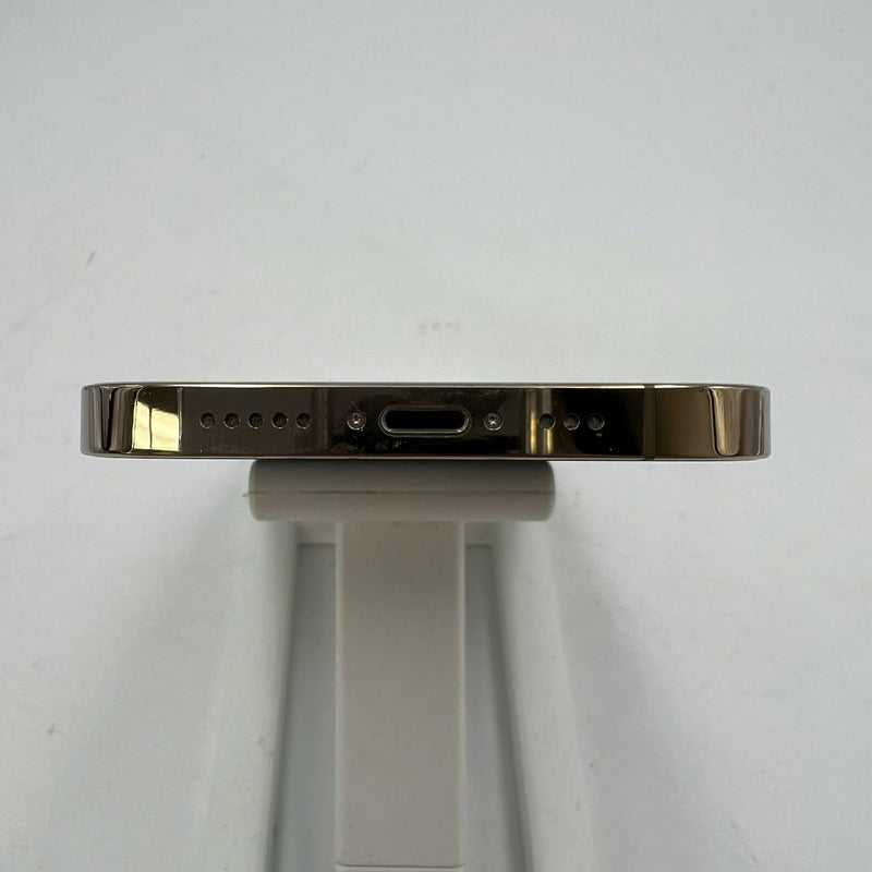 iPhone 12 Pro 256GB Vàng 98% pin 100% Máy đã trả hết tiền mạng dùng như Quốc tế Apple (đốm 1x,xước viền,ĐTP) - HH0270