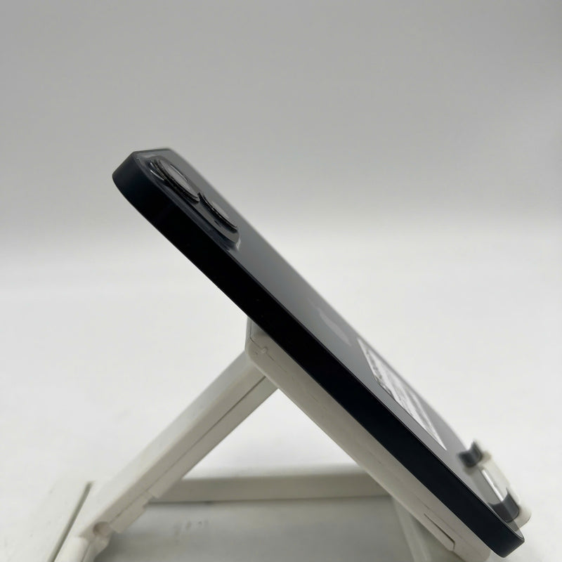 iPhone 13 256GB Đen 98% pin 100% Quốc tế từ AU (Không dùng sim AU - xước viền,xước viền cam,ĐTP) - HH6869