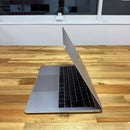 Macbook Air 2018 13.3in Bạc Intel Core i5/ RAM 8GB/ SSD 256GB 98% Sạc 154 lần BPTN