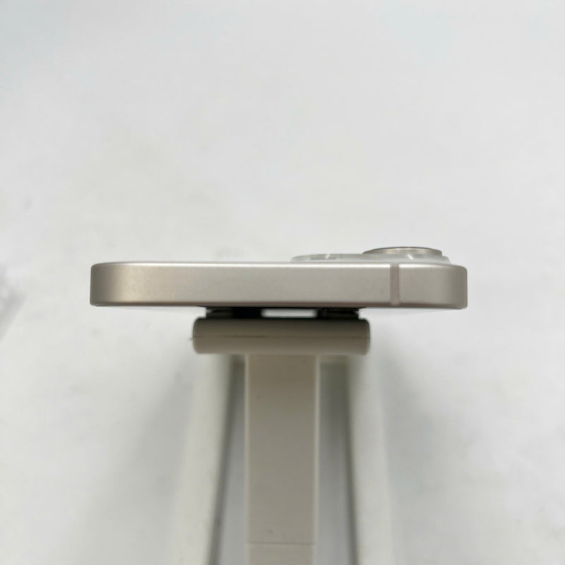 iPhone 14 128GB Trắng 98% pin 100% Quốc tế từ SB (Không dùng sim SB - Đã thay pin, màn LKCH) - HH9569