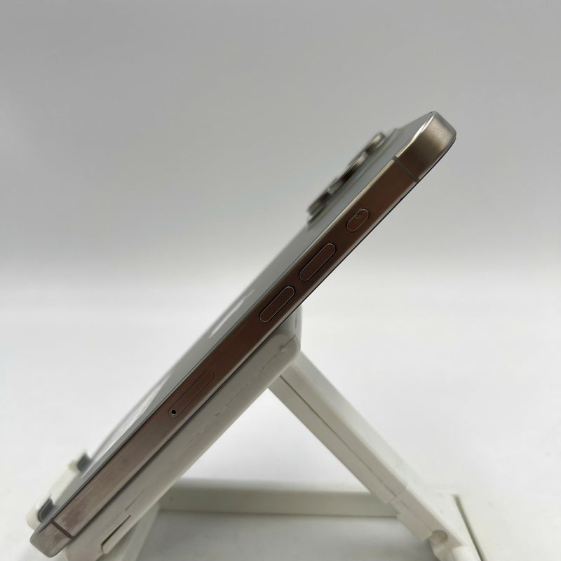 iPhone 15 Pro Max 256GB Tự Nhiên 98% pin 100% Quốc Tế Apple (xước màn,xước viền , đốm 0.5x,ĐTP) - HH2151