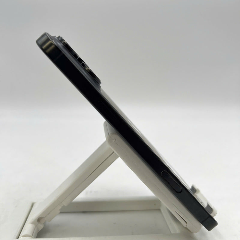 iPhone 16 Pro Max 512GB Đen 98% pin 93% Quốc tế Apple - HH0696