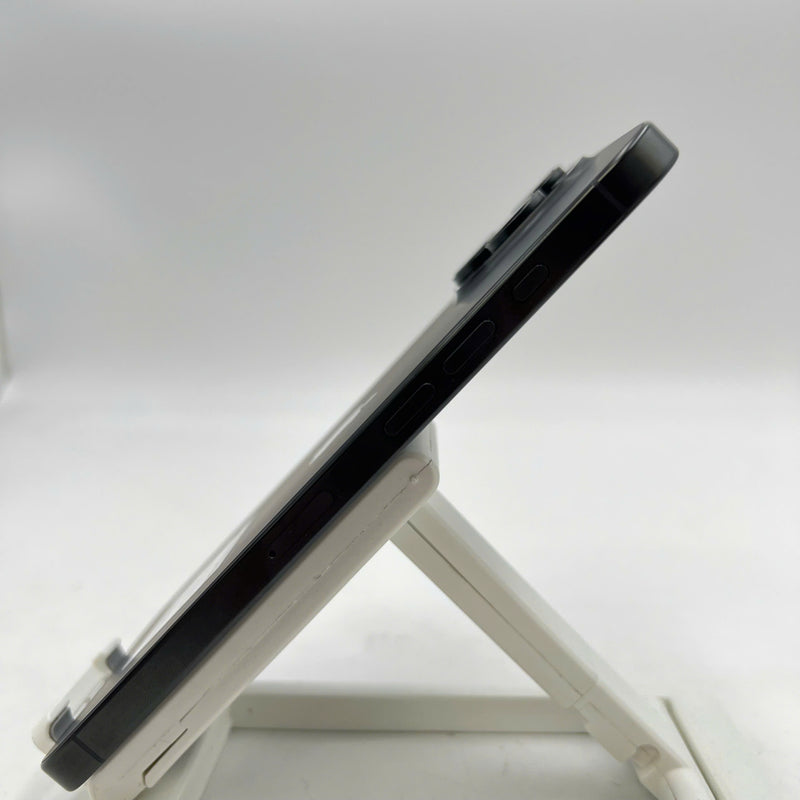 iPhone 16 Pro Max 512GB Đen 98% pin 93% Quốc tế Apple - HH0696