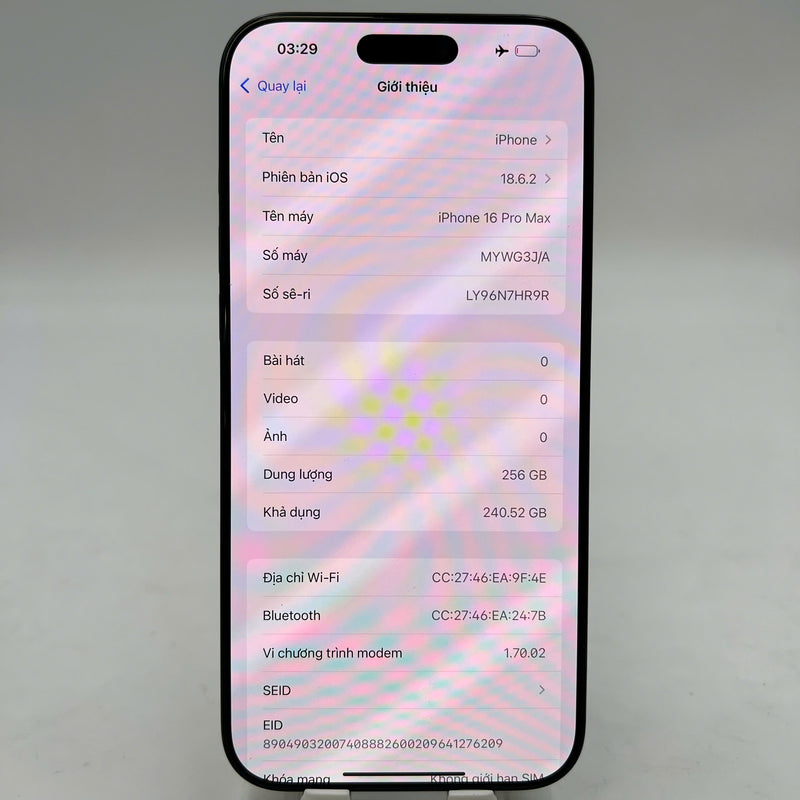iPhone 16 Pro Max 256GB အနက်ရောင် 98% ဘက္ထရီ 100% International SB (SB မှ SIM မရှိပါ - ခြစ်ရာအစွန်းများ) - HH3946 
