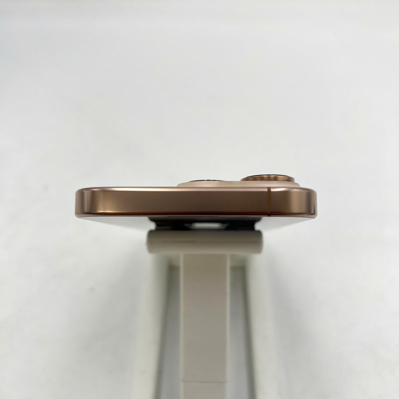 iPhone 16 Pro 128GB Desert Gold 98% ဘက်ထရီ 92% International Apple (အစွန်းများ) - HH3841 