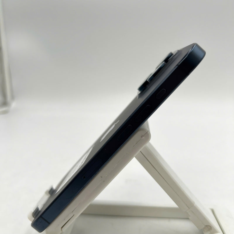 iPhone 15 Pro 128GB အပြာရောင် 98% ဘက်ထရီ 87% Apple International (1x နေရာ) - HH1701 