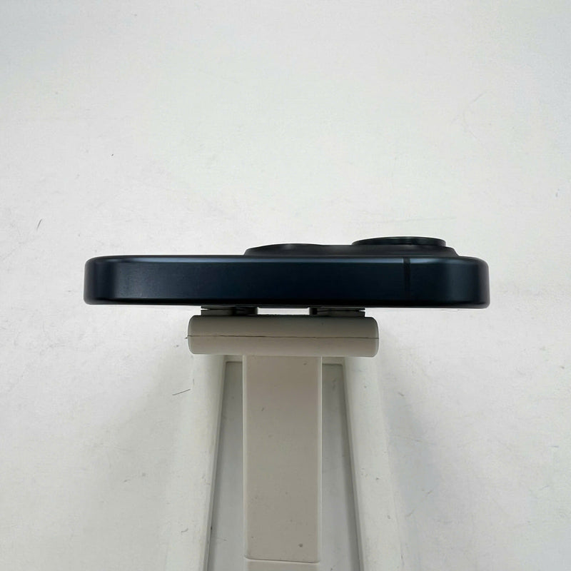 iPhone 15 Pro 128GB အပြာရောင် 98% ဘက်ထရီ 87% Apple International (1x နေရာ) - HH1701 