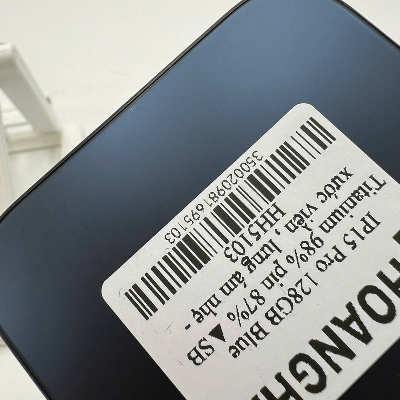 iPhone 15 Pro 128GB အပြာရောင် 98% ဘက္ထရီ 87% International SB မှ (SB မှ SIM မရှိပါ - အစွန်းများပေါ်တွင် ခြစ်ရာများ၊ ကျောဘက် အနည်းငယ် မှောင်နေ) - HH5103 