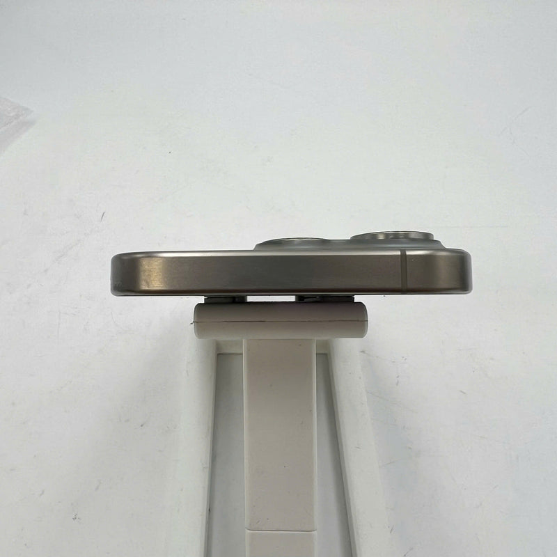 iPhone 15 Pro 128GB သဘာဝ 98% ဘက်ထရီ 86% စက်ပစ္စည်းသည် ကွန်ရက်ဘေလ်အားလုံးကို ပေးချေပြီး နိုင်ငံတကာ Apple အဖြစ် အသုံးပြုသည် - HH0502 